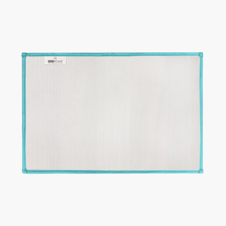 LUXE HOME Microfibre Striped Anti-Slip Bath Mat - 60x40cm