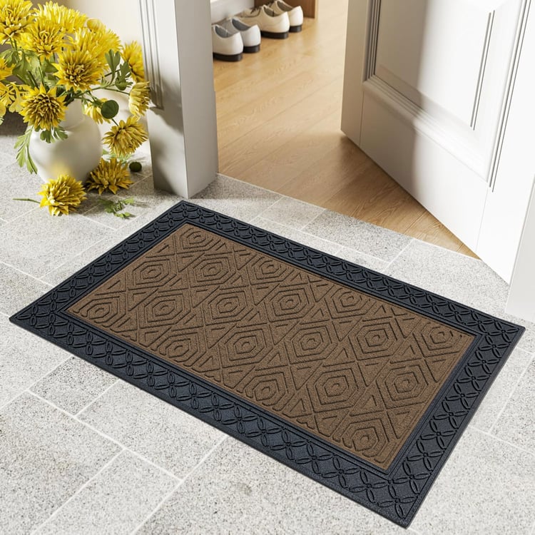 LUXE HOME Coir Hexagon Embossed Doormat - 75x45cm