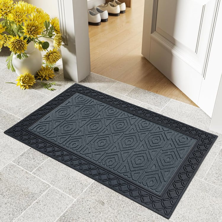 LUXE HOME Coir Hexagon Embossed Doormat - 75x45cm