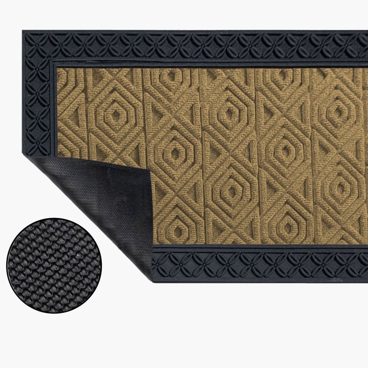 LUXE HOME Coir Hexagon Embossed Doormat - 75x45cm