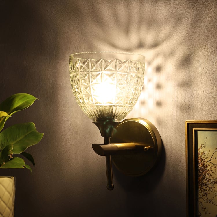 VEDAS Imperial Glass Diamond Patterned Wall Light
