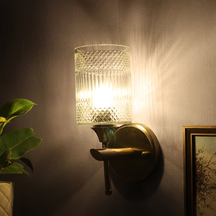 VEDAS Imperial Glass Patterned Wall Light