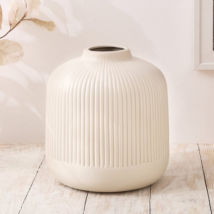 Nesta Eden Ceramic Ribbed Vase - Small