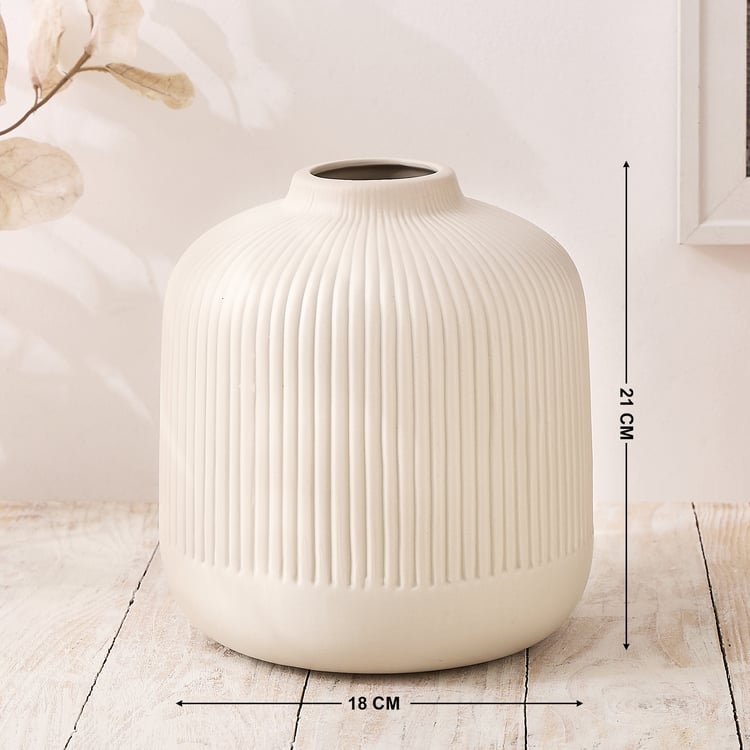 Nesta Eden Ceramic Ribbed Vase - Small