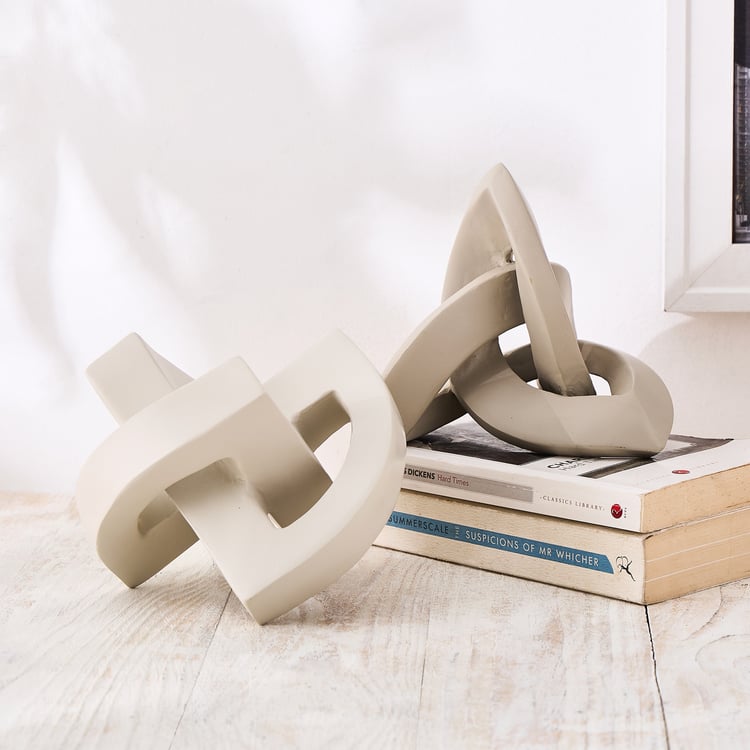 Nesta Polyresin Infinity Link Figurine