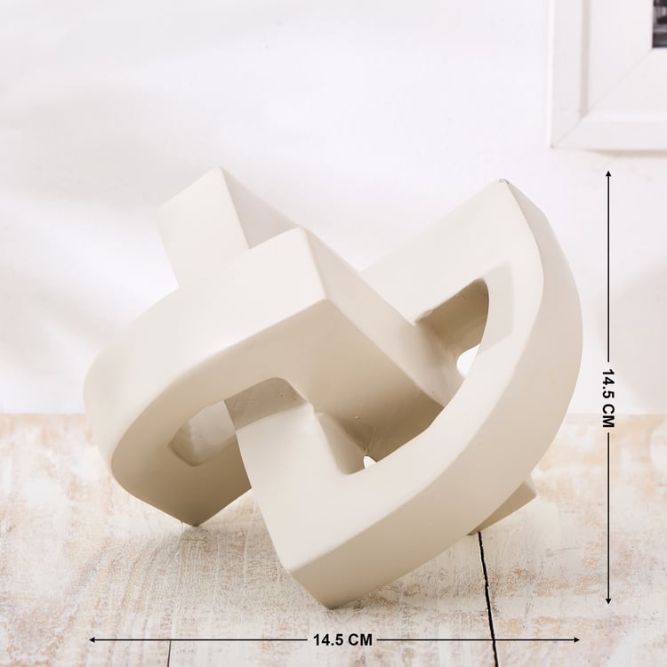 Nesta Polyresin Infinity Link Figurine