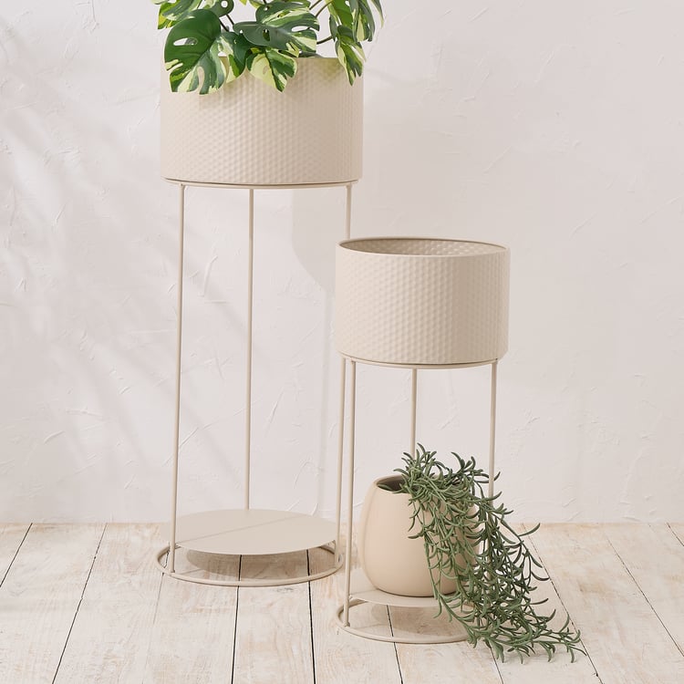 Nesta Rustica Set of 2 Metal Planters with Stands