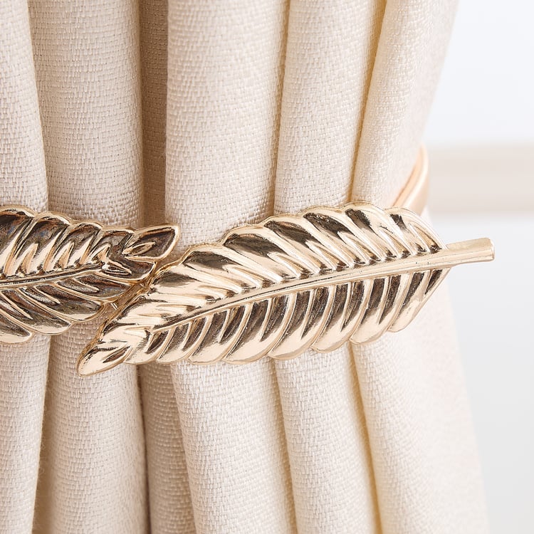 Oak Metal Leaf Curtain Holder