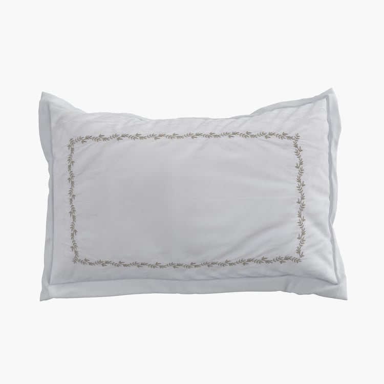 Hotel Luxe Wreath Set of 2 Embroidered Pillow Covers - 70x45cm
