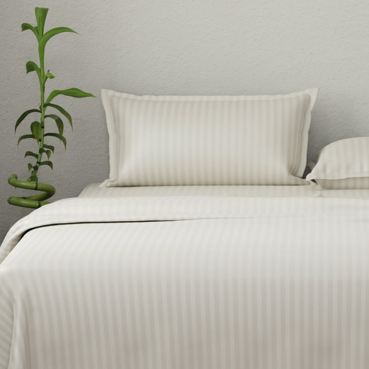 BOUTIQUE LIVING Elegant Cotton 210TC Striped 3Pcs Super King Bedsheet Set