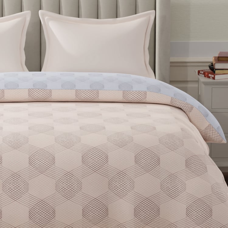 BOUTIQUE LIVING Embrace Cotton Geometrical Print Reversible Double Comforter