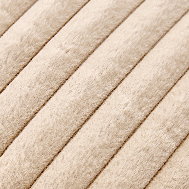 Carrera Ribbed Filled Cushion - 45x45cm