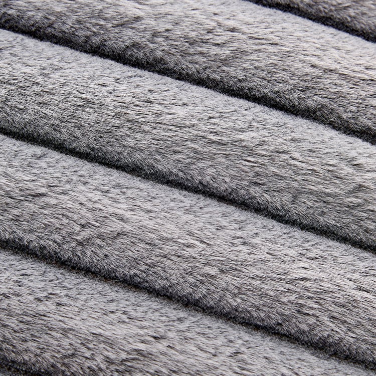 Carrera Ribbed Filled Cushion - 45x45cm