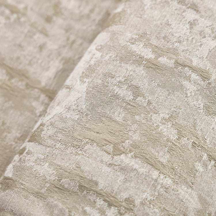 Corscia Glimmer Jacquard Table Runner