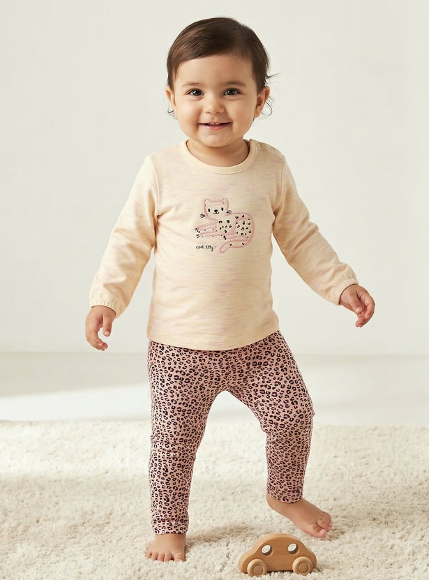 Juniors Printed T-shirt with Pyjamas Set