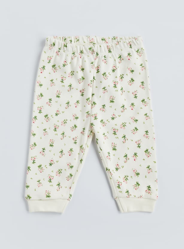 Juniors Printed T-shirt And Joggers Set