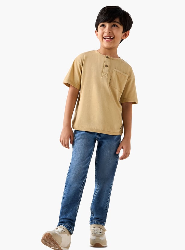 Juniors Textured Henley Neck T-shirt with Short Sleeves