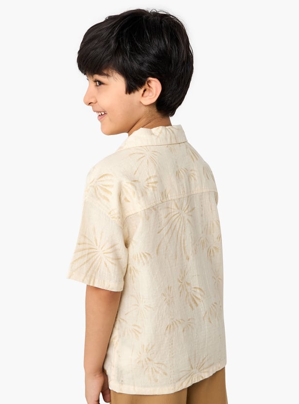 Juniors All-Over Print Shirt with Camp Collar