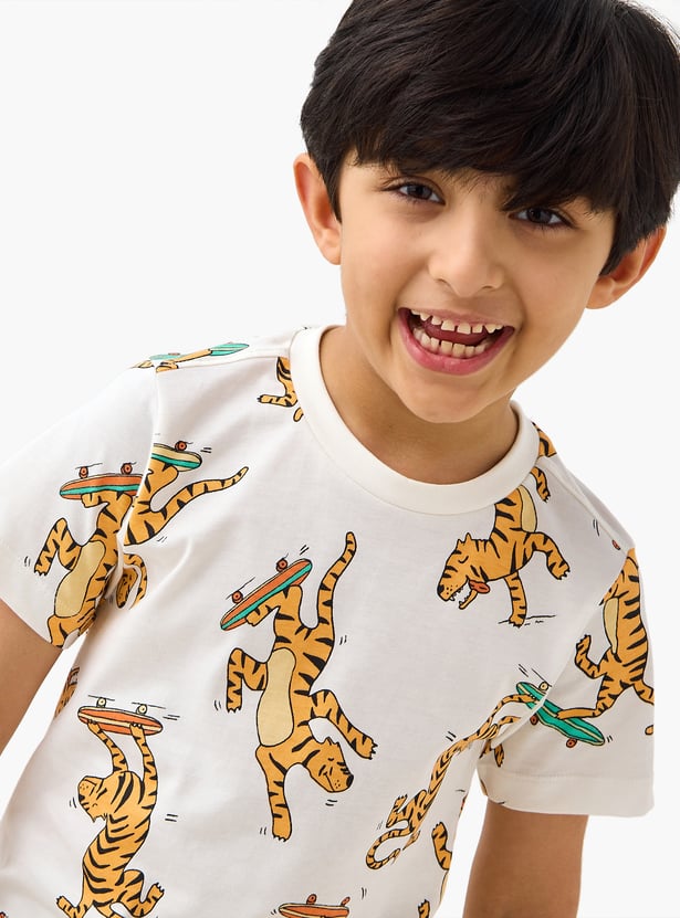 Juniors Tiger Print T-shirt with Crew Neck