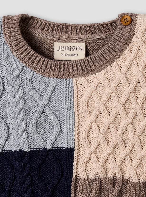 Juniors Cable Knit Sweater with Long Sleeves