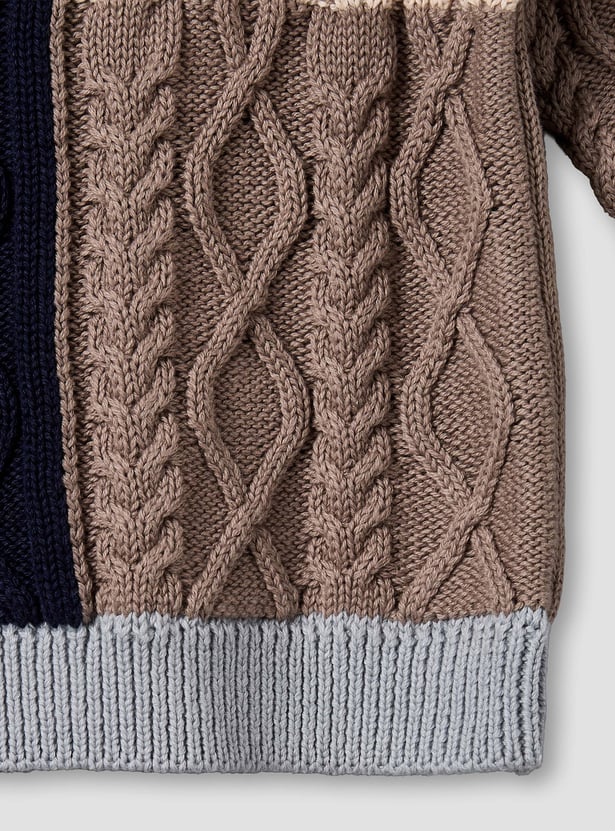 Juniors Cable Knit Sweater with Long Sleeves