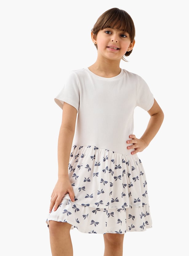 Juniors Bow Print Drop Waist Dress with Short Sleeves