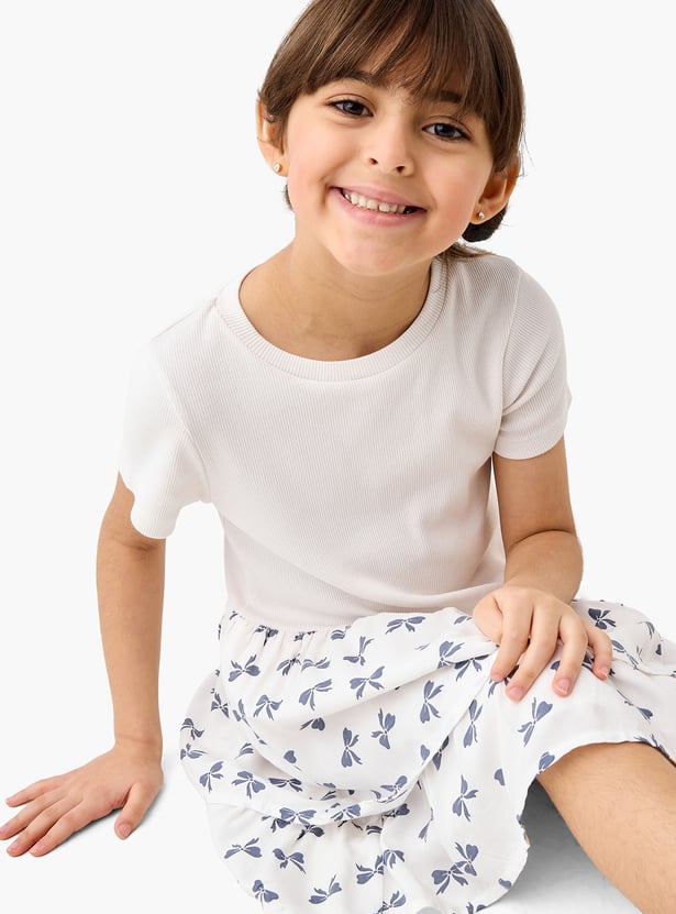 Juniors Bow Print Drop Waist Dress with Short Sleeves