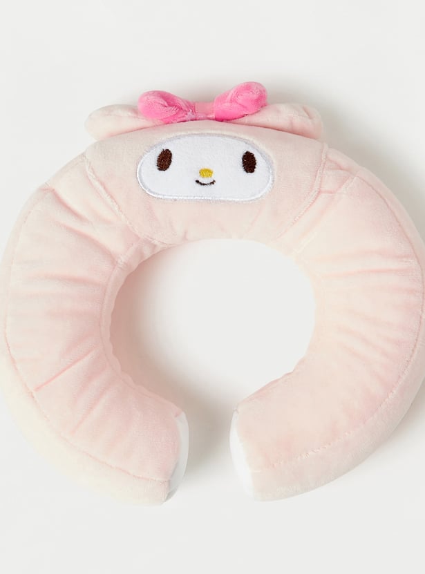 Juniors Applique Neck Pillow
