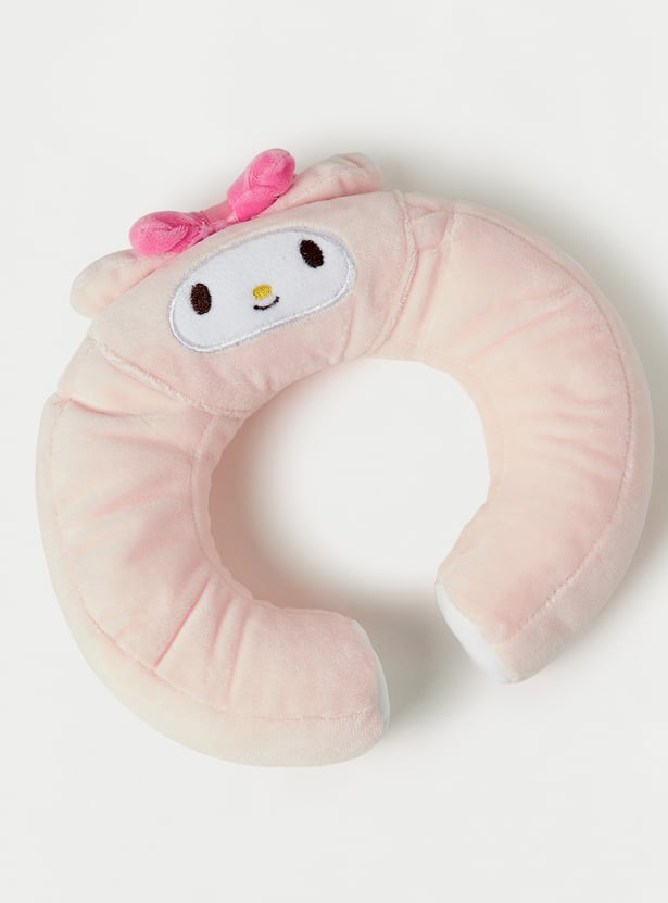 Juniors Applique Neck Pillow