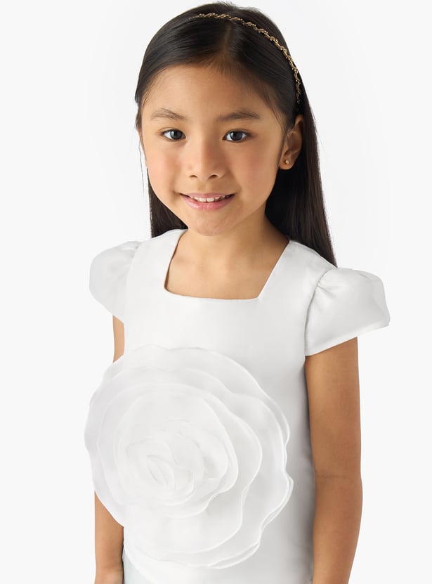 Juniors Floral Applique Top