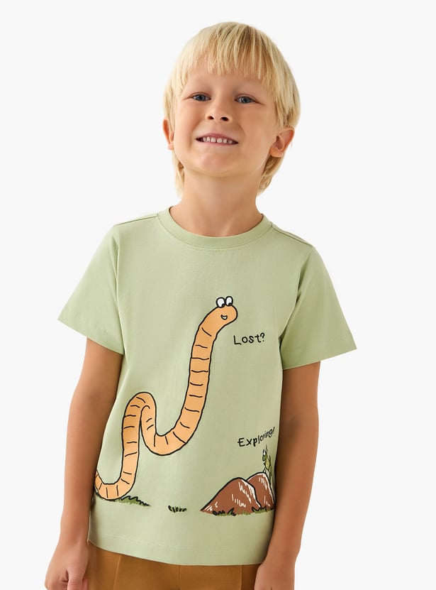Juniors Worm Print T-shirt and Shorts Set