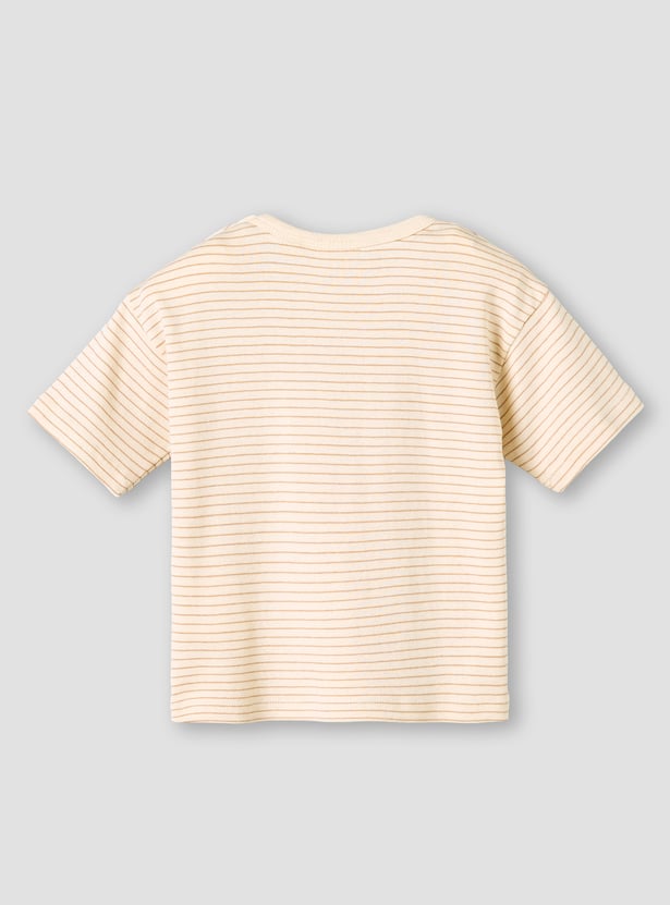 Juniors Giraffe Embroidered T-shirt