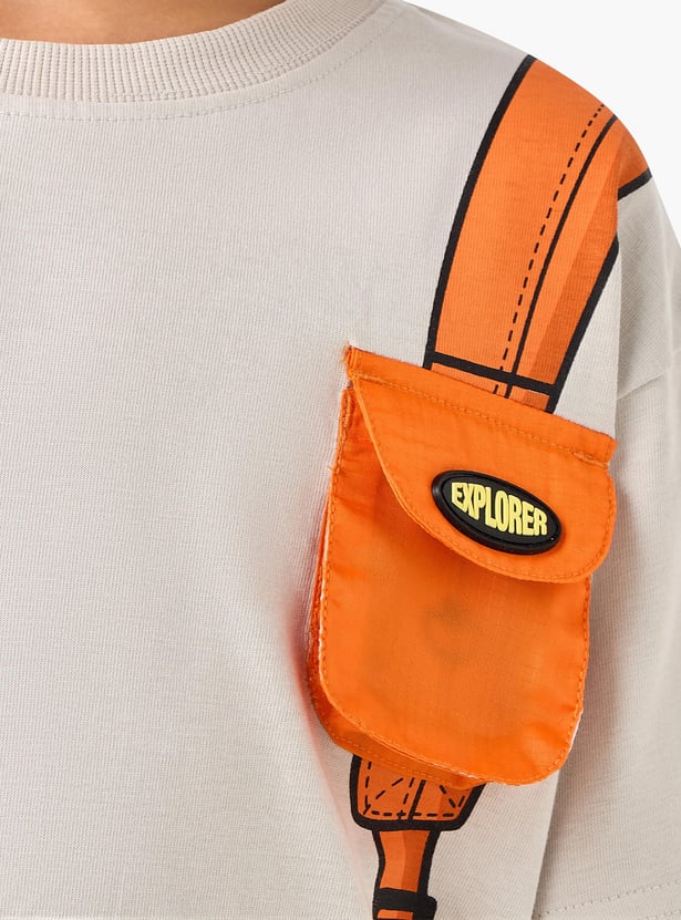 Juniors Backpack Print T-shirt