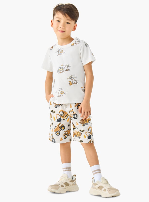 Juniors Vehicle Print Shorts with Pockets