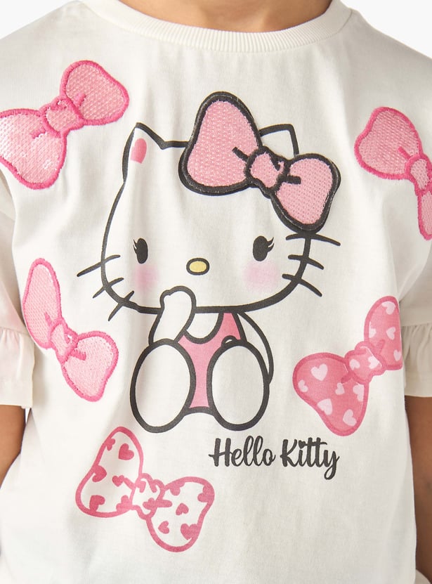 Juniors Hello Kitty Print Top and Jeans Set