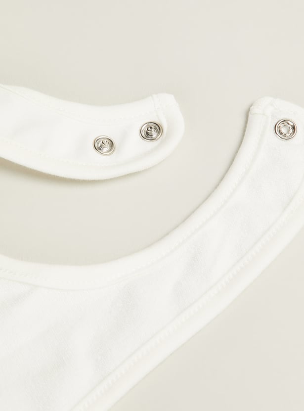 Giggles Lace Detail Bib