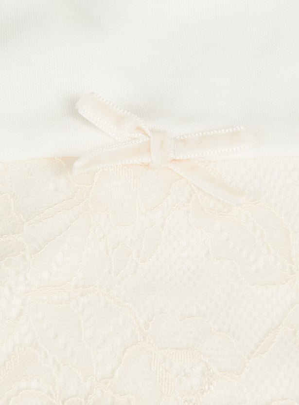 Giggles Lace Detail Bib