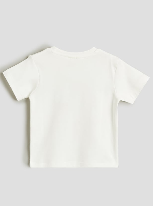 Juniors Printed T-shirt and Joggers Set