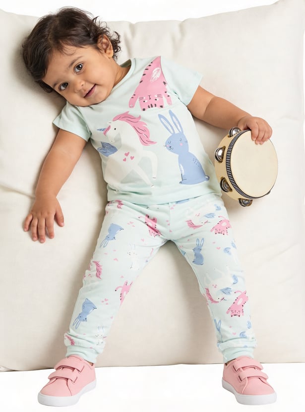 Juniors Printed T-shirt and Pyjama Set
