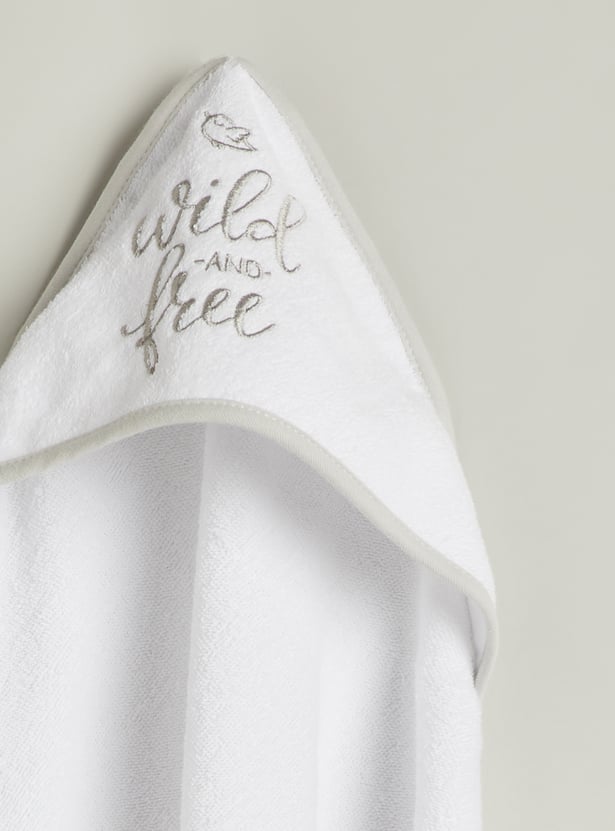 Juniors 2 Piece Embroidered Hooded Towel - 75x75 cm