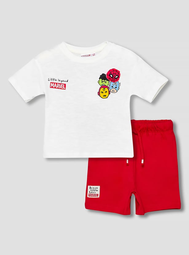 Juniors Avengers Print T-shirt and Shorts Set