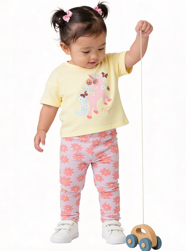 Juniors Unicorn Print T-shirt