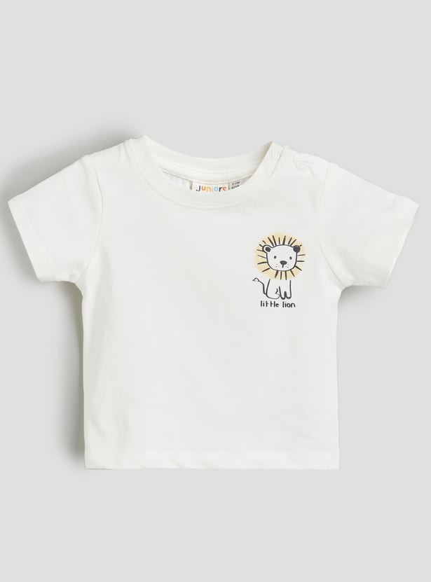 Juniors Graphic Printed T-shirt