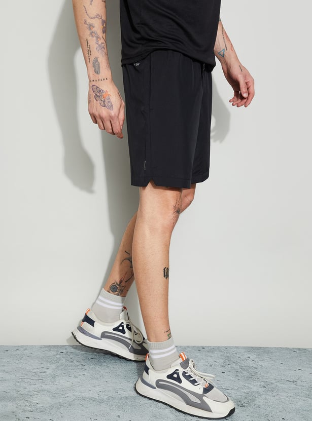 FAME FOREVER ACTIVE Solid Regular Fit Shorts