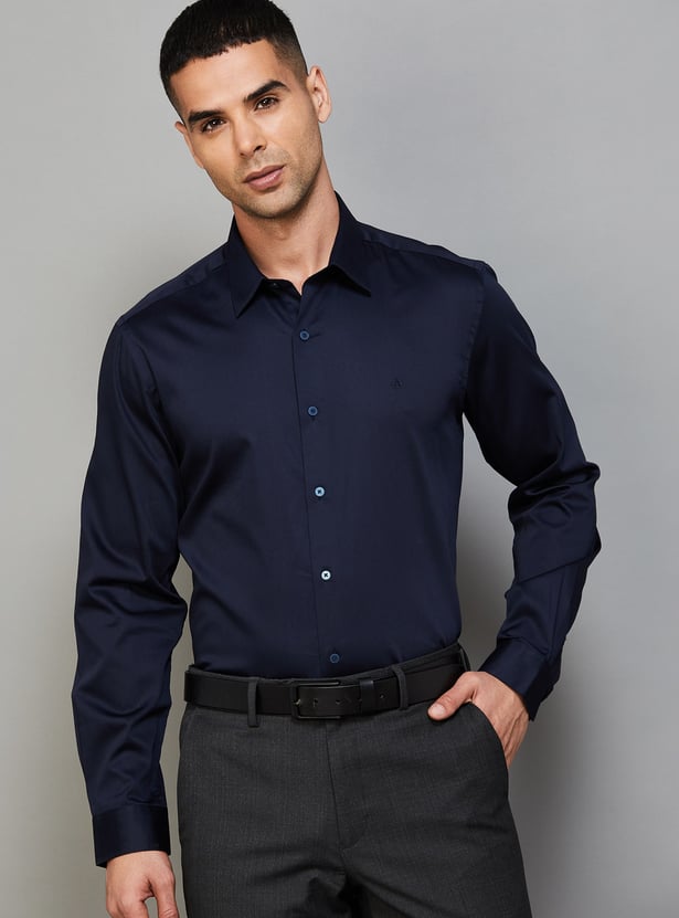 ARROW Men Solid Slim Fit Formal Shirt