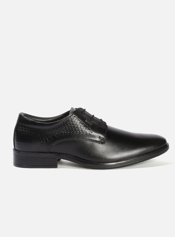 LEE COOPER Chevron Patterned Leather Derby Shoes