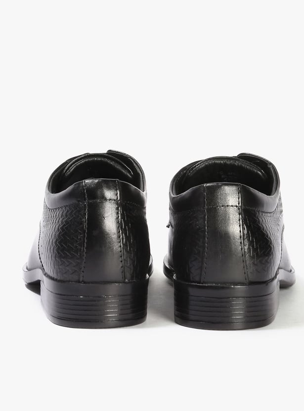 LEE COOPER Chevron Patterned Leather Derby Shoes