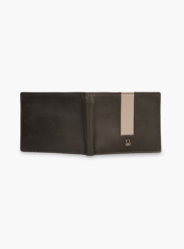 UNITED COLORS OF BENETTON Contrast Panelled Bi-Fold Wallet