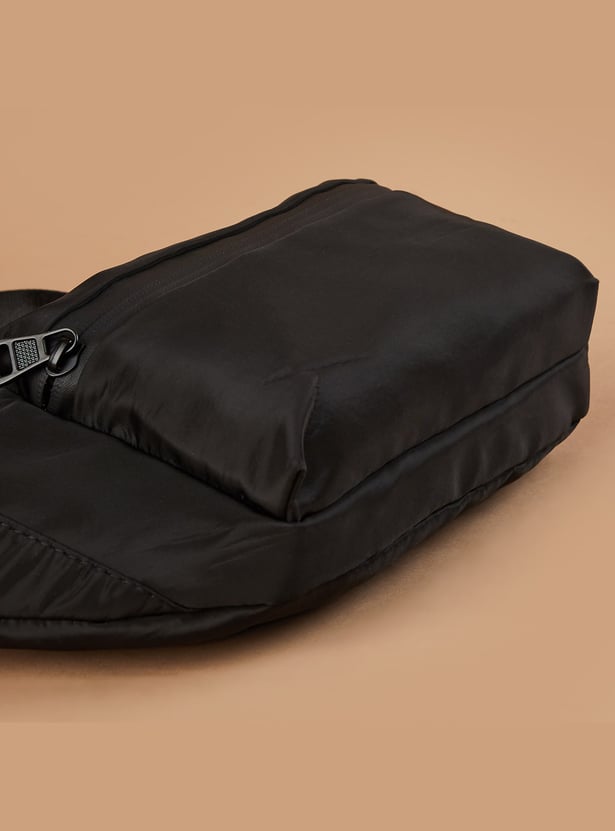 FAME FOREVER Solid Waist Bag