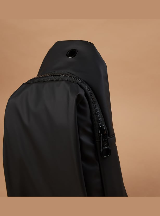 FAME FOREVER Solid Crossbody Backpack